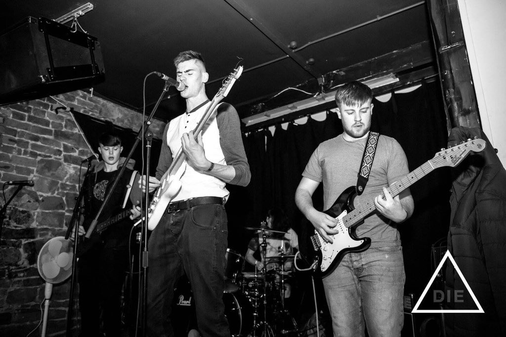 Static Vision tweet media