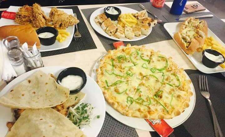 DINEIN_SD's tweet photo. مطعم وشريك جديد لعائلة #داين_ان 
مطعم #سكوير_ون
المعروف بإطلالته المتفردة وتصميمه المبتكر المطعم العائلي المتميز بأطيب الأصناف والدقه في الأداء.
كما يخصص المطعم مساحه خاصة لأطفالكم.
للمزيد من التفاصيل شاهد المطعم على تطبيق #داين_ان

https://t.co/p5vSlLOM7C

#DINE_IN https://t.co/ICxbT5T3sA