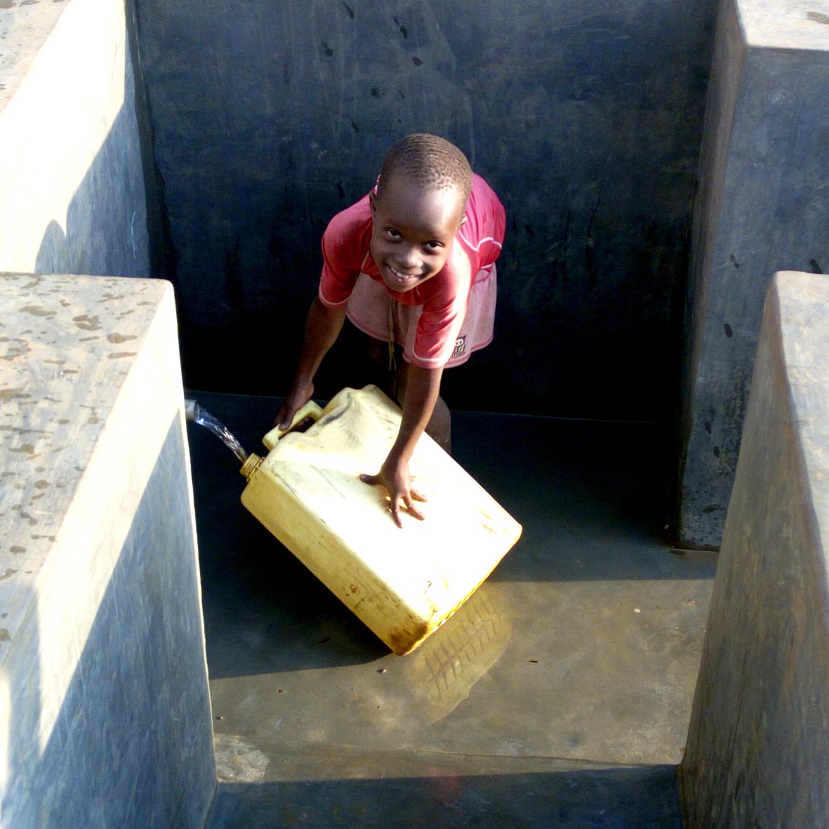 SurgeForWater's tweet photo. The #phillyspecial delivers again!900+ people in a Ugandan village now have clean water! @NFoles_9 @Eagles @ESPN @SInow #flyeaglesfly https://t.co/aZPKMx5MM2