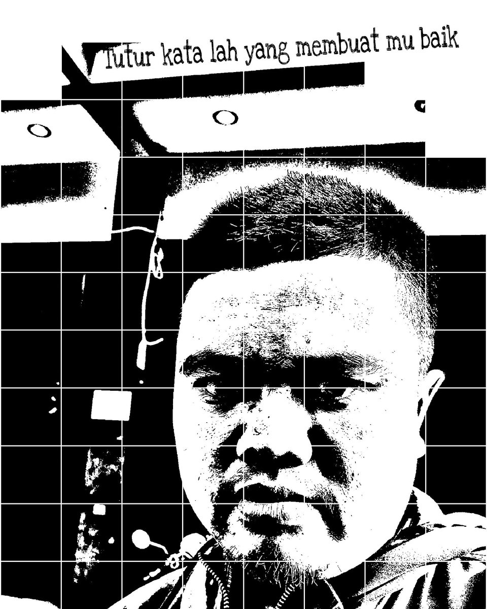 Yang sedang terjadi pencitraan agar di anggap sama manusia.