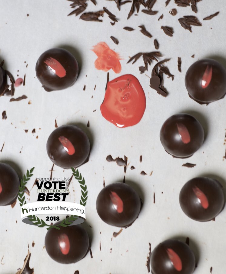 Being chosen as the #HappeningList's Best #Chocolatier would be so sweet . . . last day to vote, please #vote for us!

hunterdon.happeningmag.com/happeninglist/…