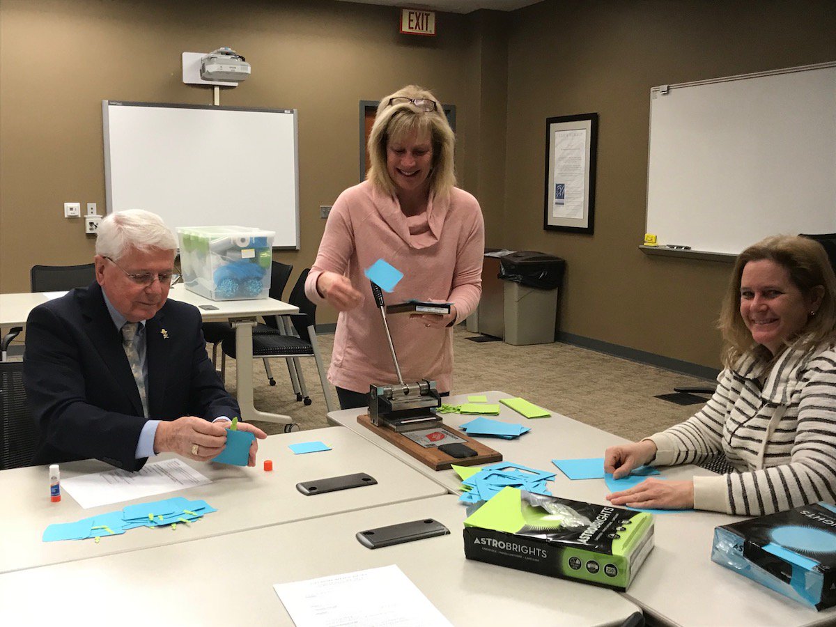 lsedfoundation's tweet photo. Our awesome board members have been helping us prep for Taste of Lee's Summit. We hope everyone is getting excited for Saturday! #TOLS2018 https://t.co/AoZQBPLnwR