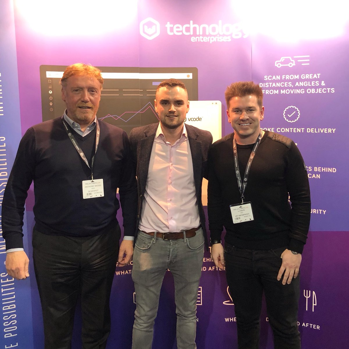 louisjamesdavis's tweet photo. Good day with the @vstenterprises &amp; #dewhirst team. 

#vapparel @vcode @VDonateUK #vpark #vstreams #vsport #vebt #vdocs #videntity #government #security #traceability https://t.co/qDob7mE8HY