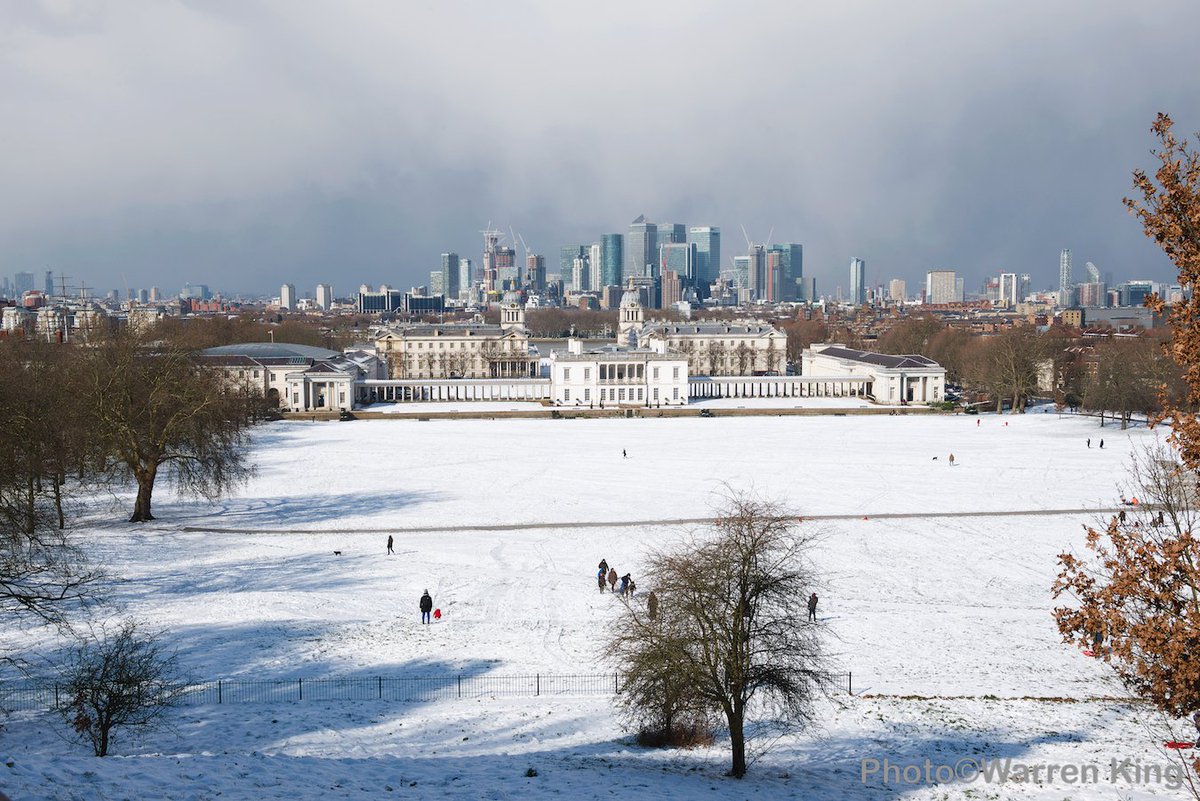 Waited years for the right conditions to get this shot #Greenwich #snow #snowday #Greenwichsnow #Londonsnow #Londninthesnow #winter #snowphotos #GreenwichPark #ORNC #OldRoyalNavalCollege #NationalMaritimeMuseum #QueensHouse #CanaryWharf #Docklands #LondonDocklands #London #UK