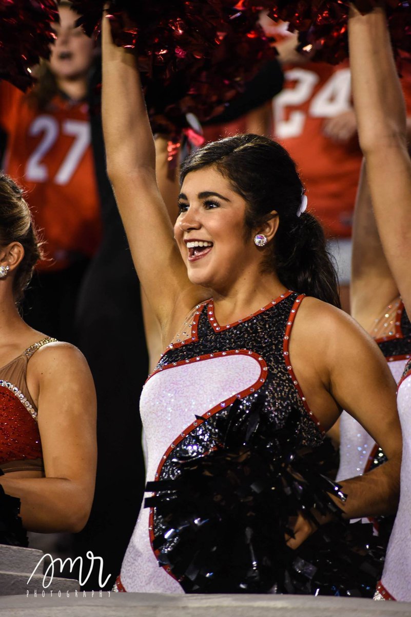Have you signed up for our Spring Clinic this Sunday, March 4th? Hurry up and register so you can come twirl with us!!! Contact dawgsaux@yahoo.com for more info. We hope to see everyone there! #ugatwirlers #ugaspringclinic