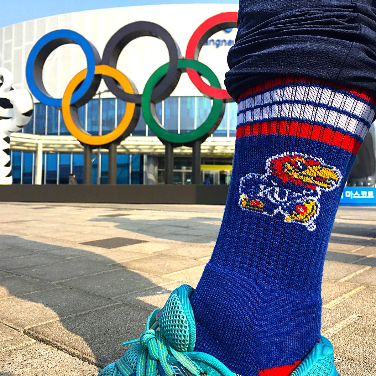 ForBareFeet's tweet photo. Absolutely #love this pic of our #Jayhawks #socks at the @Olympics in #SouthKorea! Thanks @jodyjayhawk! #FBFsocks #FBFglobal #Olympics #Kansas #collegesocks https://t.co/40ySRWhKea
