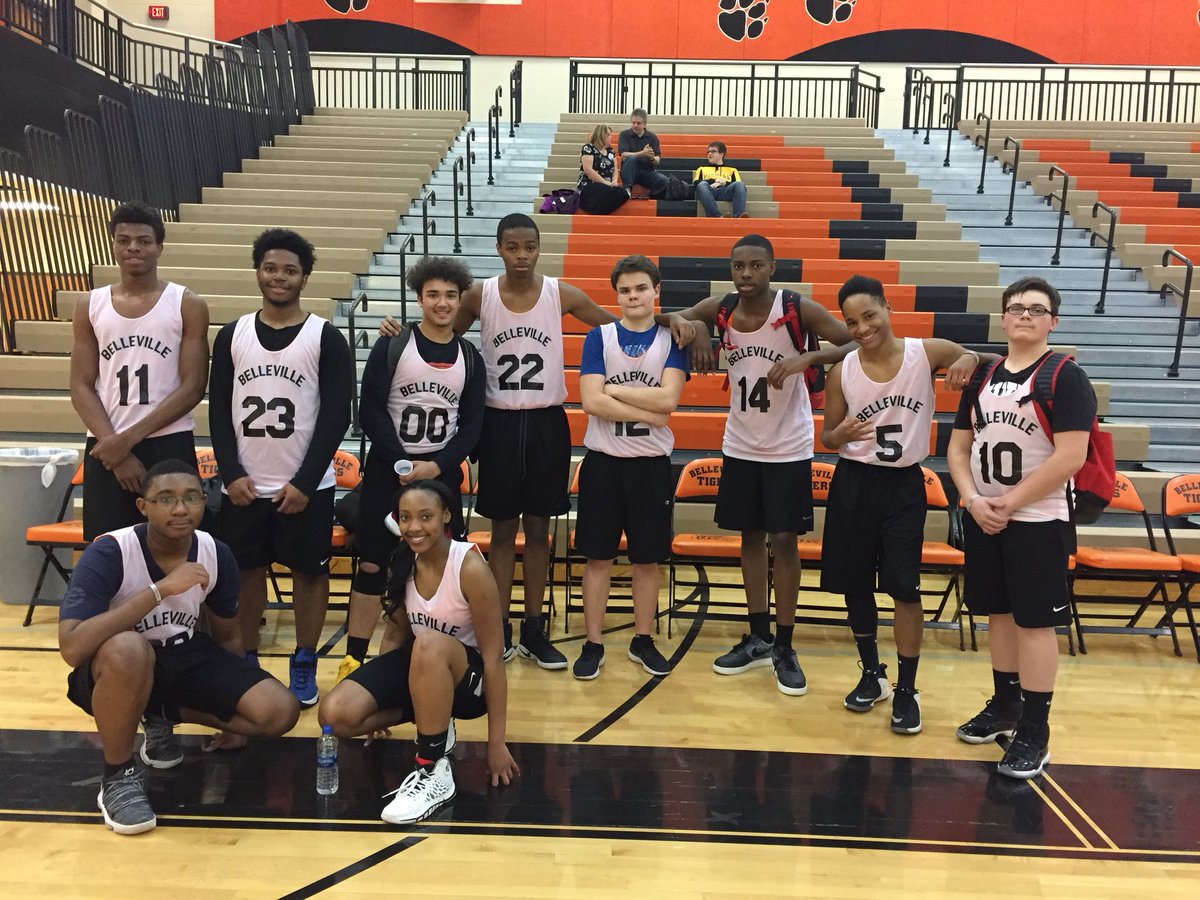 ctestorelli's tweet photo. Congratulations to the Unified Basketball team on their win yesterday. Proud of the awesome sportsmanship!! Go Tigers!! https://t.co/E9KTUgk87W