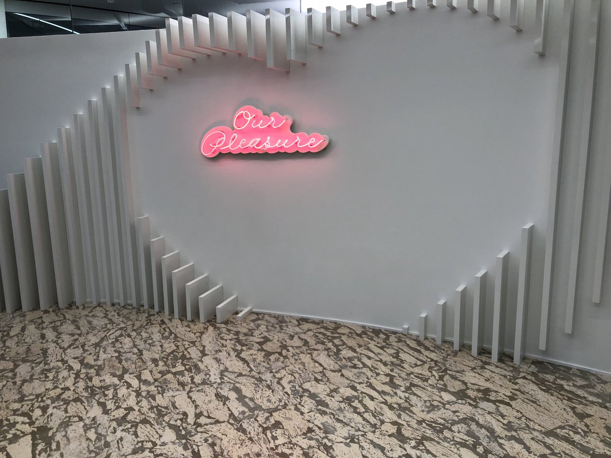 HurricaneFBLA's tweet photo. Our members experienced the CFA HQ today! #HOBST https://t.co/cn46iW0k6O
