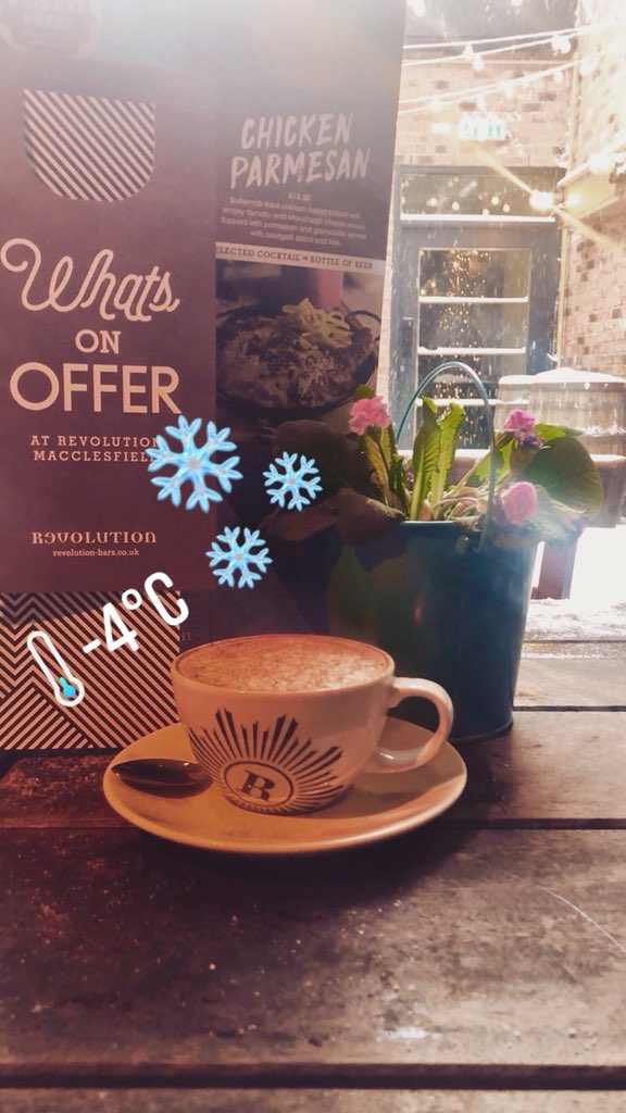 RevolutionMacc's tweet photo. Grab a coffee and warm yourself up in this weather! #coffee #snow #macclesfield https://t.co/Ryv4Q6uIPn