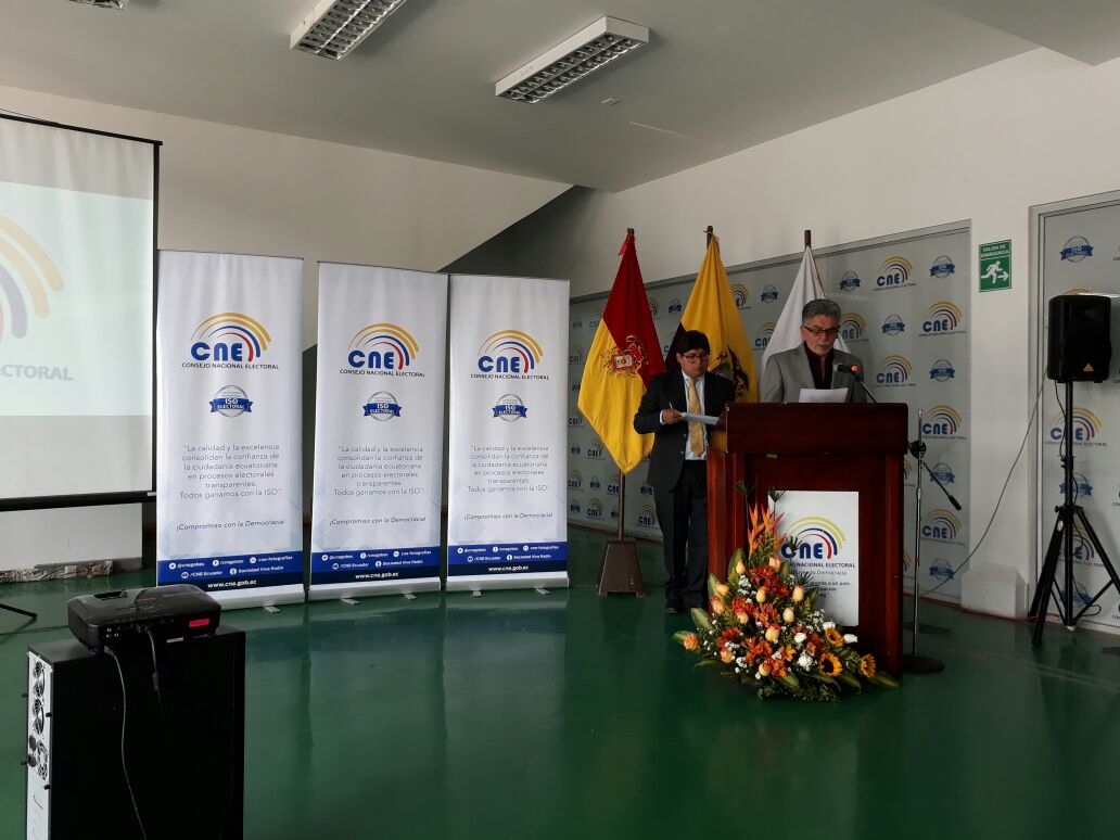 CPCCSAzuay's tweet photo. Delegado Provincial del #CPCCSAzuay Abg. @rordonez_CPCCS presente en la #RendiciónDeCuentas2017 del @CNEAzuay un mecanismo para dar a conocer a las y los ciudadanos  la gestión de las entidades públicas y privadas. https://t.co/xJ8kgmKNdL