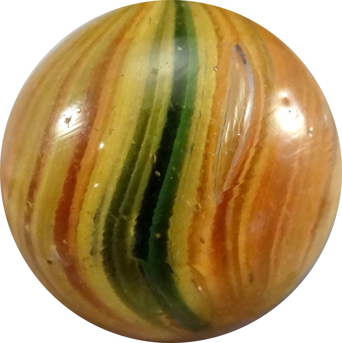 CollectMarbles's tweet image. End of Day 4-Panel Onionskin. Germany. Circa  1860-1920. 27/32". Estimated value $90-$150. #marbleoftheday #marble  #marbles #marblecollecting  @CollectMarbles