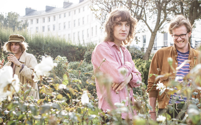 BBCRadMac's tweet photo. #NP Blackberry Wine by Brighton's @hollow_hand on @BBC6Music https://t.co/SWWIScwYbY