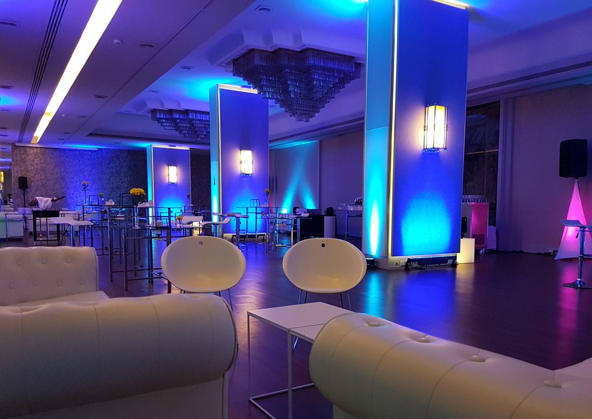 Melia_Castilla's tweet photo. #Eventprofs: at #MeliaCastilla we have a wide variety of options to personalise your #events and celebrations https://t.co/CzDUClJG8n #MeliaisMICE #PowerMeetings https://t.co/qFPLD7NBzt