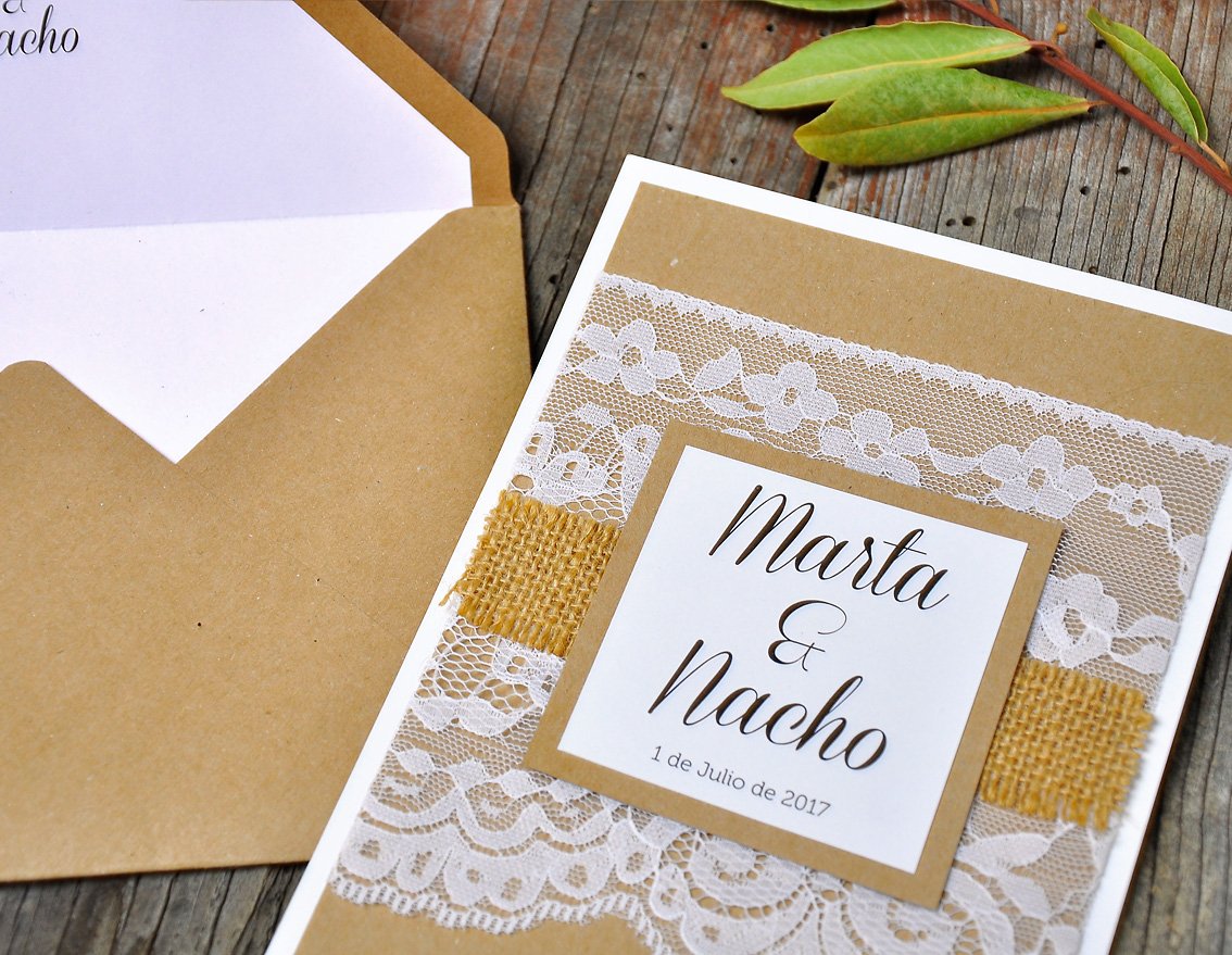 weddingstudioo's tweet photo. Sabemos que el rollito #vintage os mola un montón, por eso, esta invitación ¡Está hecha a vuestra medida! ¿Qué nos decís? #invitacion #invitaciones #invitacionesdeboda #invitations #weddinginvitations #amor #love #boda #wedding #weddingstudio #barcelona #bcn https://t.co/8FX582f0m9