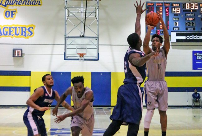 OUAsport's tweet photo. #OUA MBKB | Player of the Year 🏆

Congratulations to Kadre Gray (24.4 PPG, 8.0 RPG, 7.0 APG) from the @LUVoyageurs for being named the 2017-18 Player of the Year after an eye-popping, stat-stuffing season on the hardwood to lead the upstart Voyageurs to new heights! https://t.co/nHYrdrh3VP