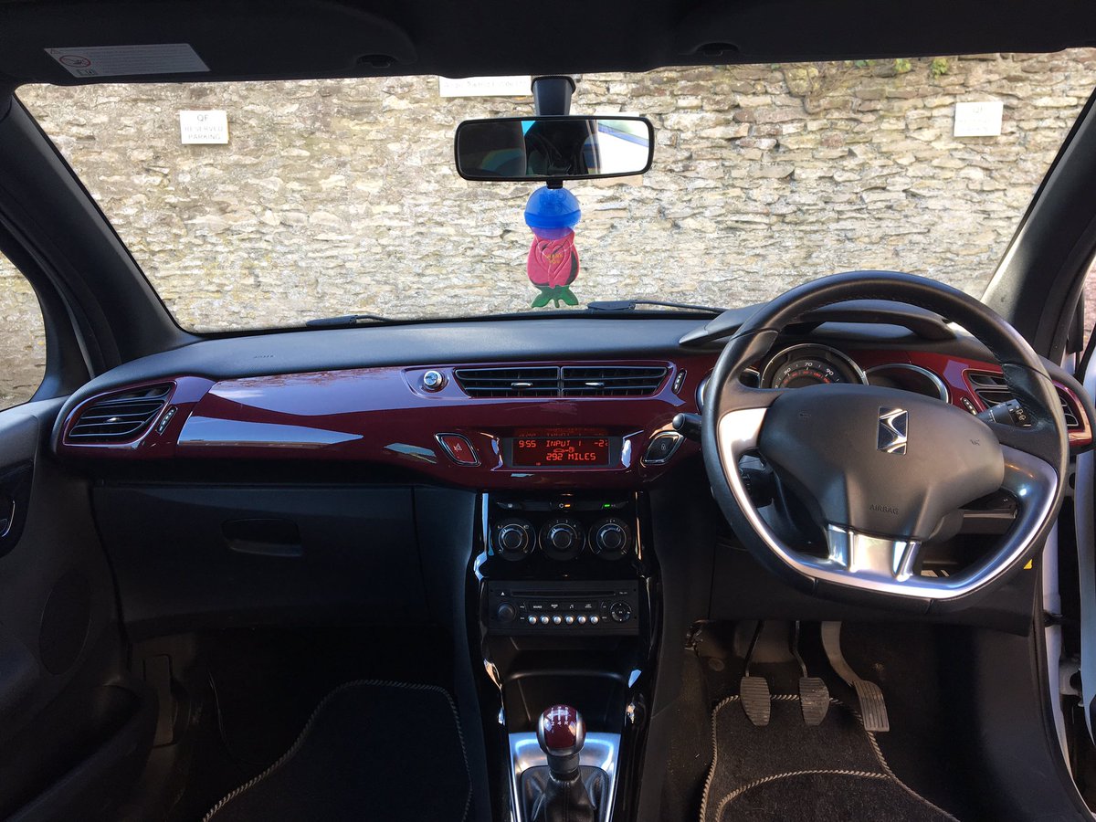 Victoria_Beal's tweet photo. FOR SALE!! Please RT! 
Citroen DS3 DStyle HDI 1.6. Manual. Diesel. 72k. £0 Tax!! 

Great car, just need a 5 door ☹️ https://t.co/k5kWKK8DuP