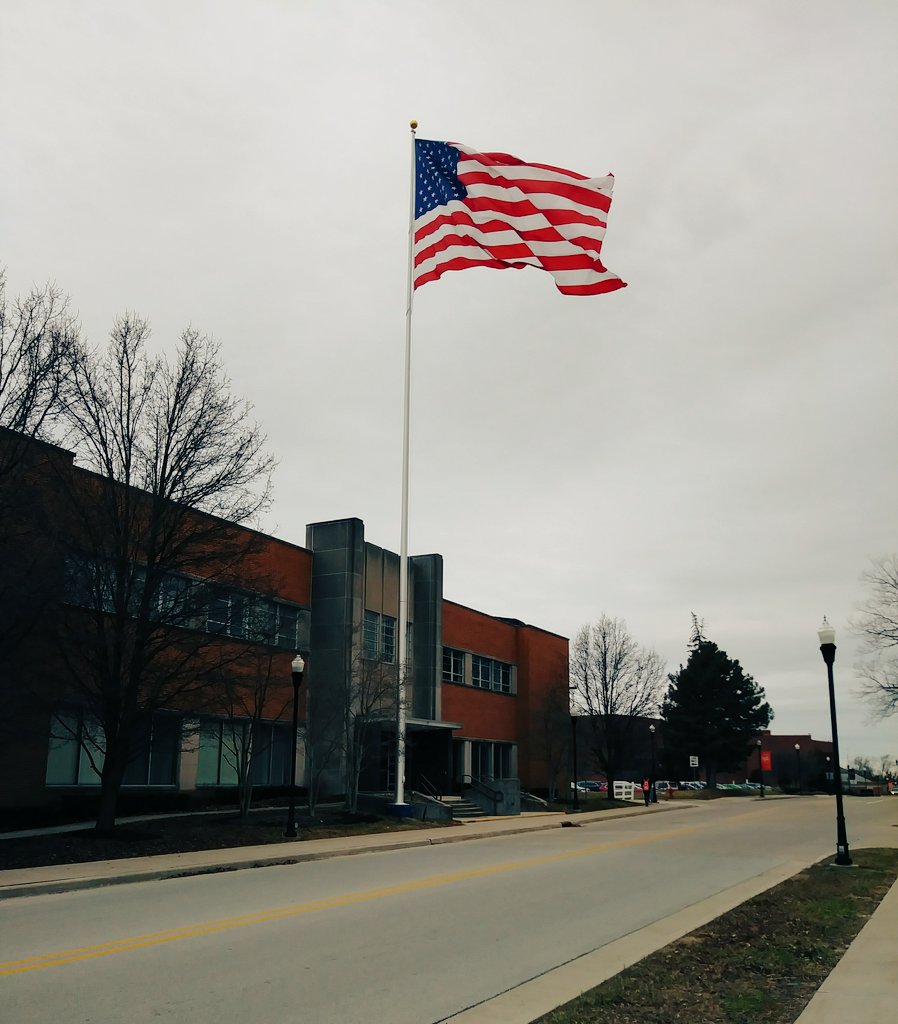 TheBigFlagAU's tweet photo. *FLAP*FLAP*FLAP*
Can you feel the warm winds on the horizon? I can! Glad to feel like Spring is finally returning to our great country and @AndersonU !
#bigflags #flapflap #gettingwarmer https://t.co/EcCcnj0ClS