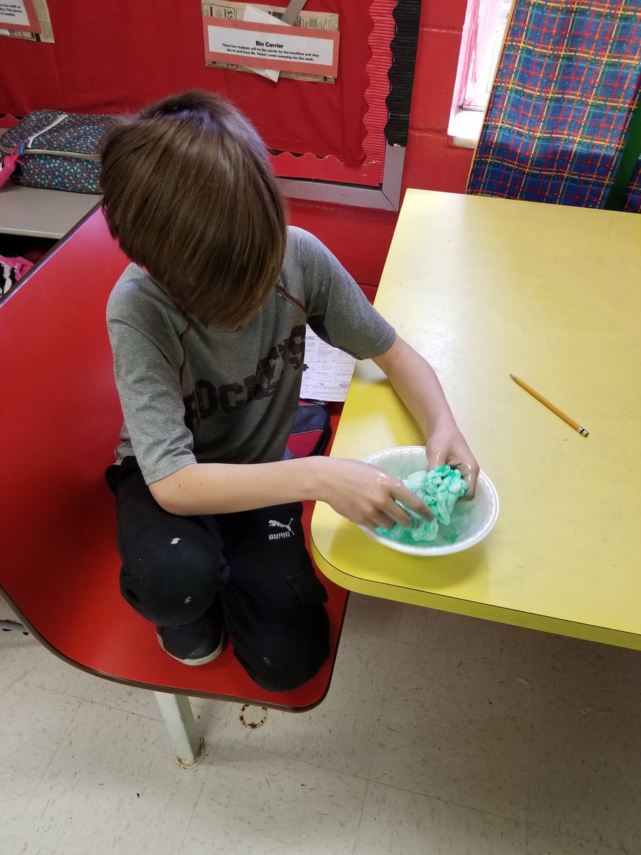 Erikahughe3boys's tweet photo. So much fun while learning! #morethanascore #jefco #ges https://t.co/d8x59e5Kx0