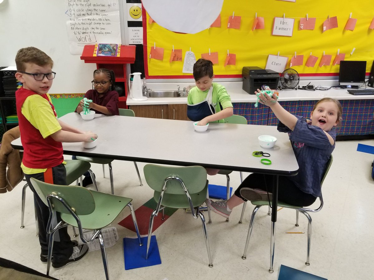 Erikahughe3boys's tweet photo. So much fun while learning! #morethanascore #jefco #ges https://t.co/d8x59e5Kx0