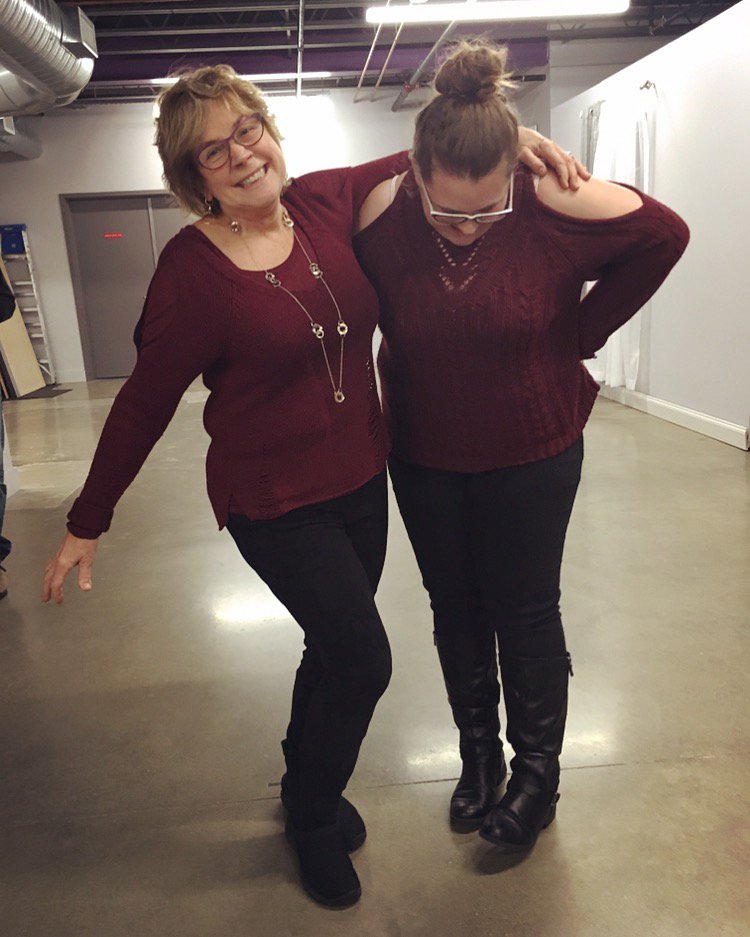 ConceptsTV's tweet photo. #WCW! These two always manage to coordinate their outfits! :-P #womencrushwednesday #twins #twinning #lol https://t.co/BcJEjJnRSX
