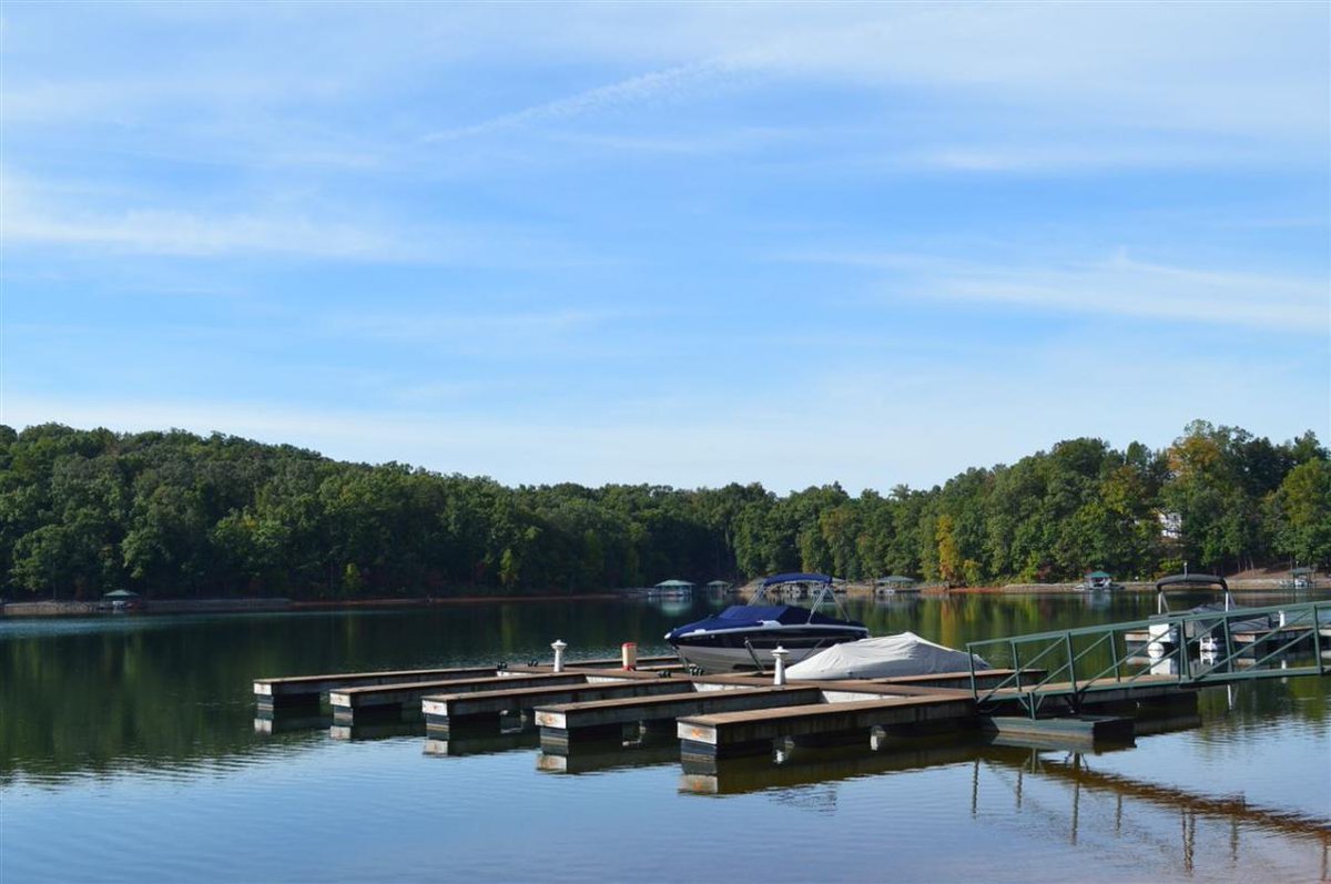 1stchoicesc's tweet photo. Just listed by Melanie Fink in #Seneca #SC. Lot 1 Waterford Ridge! Please retweet!  https://t.co/phIGH2Aoja https://t.co/ffcc6UZaSQ