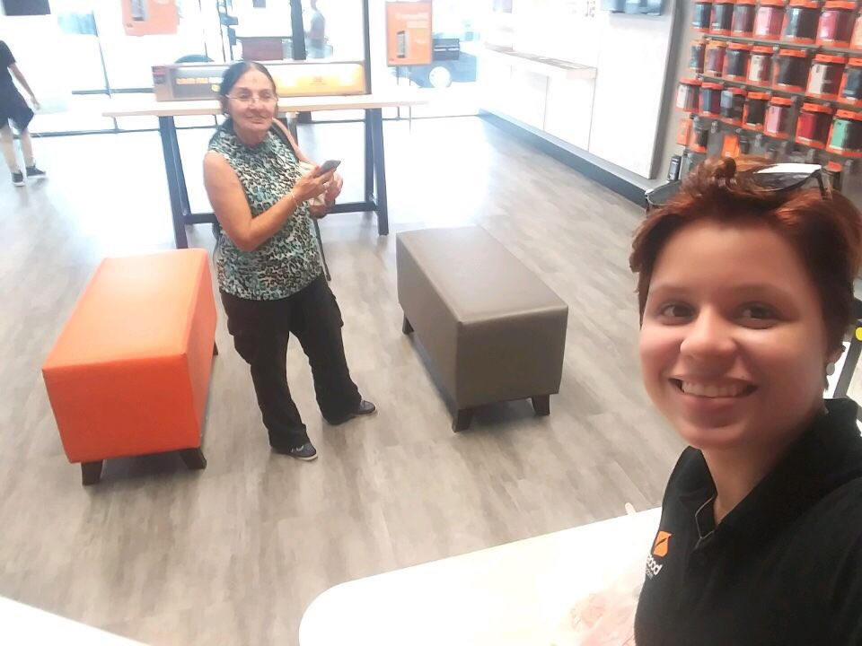 TopCell305_FL's tweet photo. We finished the day like this and we started off this beautiful Wednesday with more promotions to giveaway.... come visit us today and get tons of great deals here at @boostmobile #TopCell305 #Miami #Boost4Life @cityofhialeah @CityofMiami @Univision23 @carloscaceresFL @Edboost01 https://t.co/NwRe3W2cpV