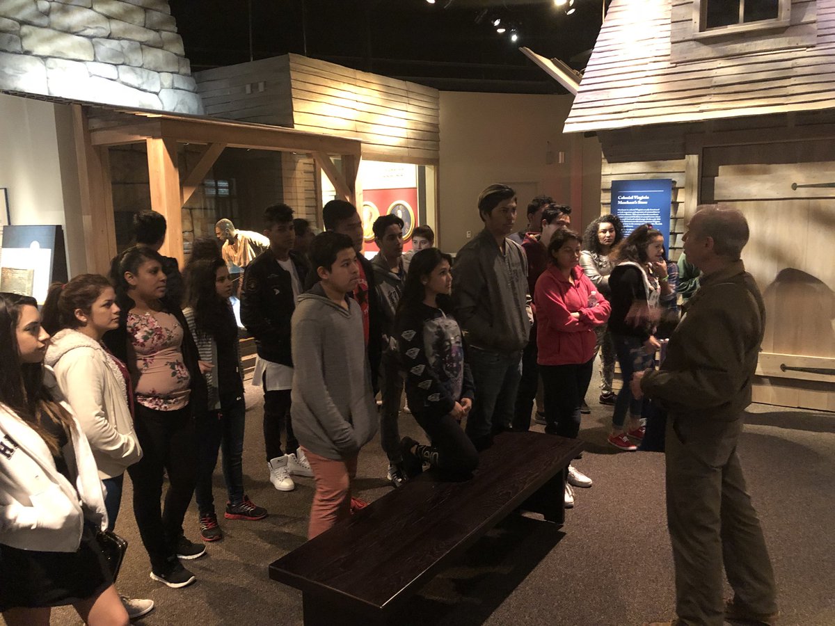historydowns's tweet photo. Field Trip to Yorktown @DAndreHistory https://t.co/nnpebFHgH3