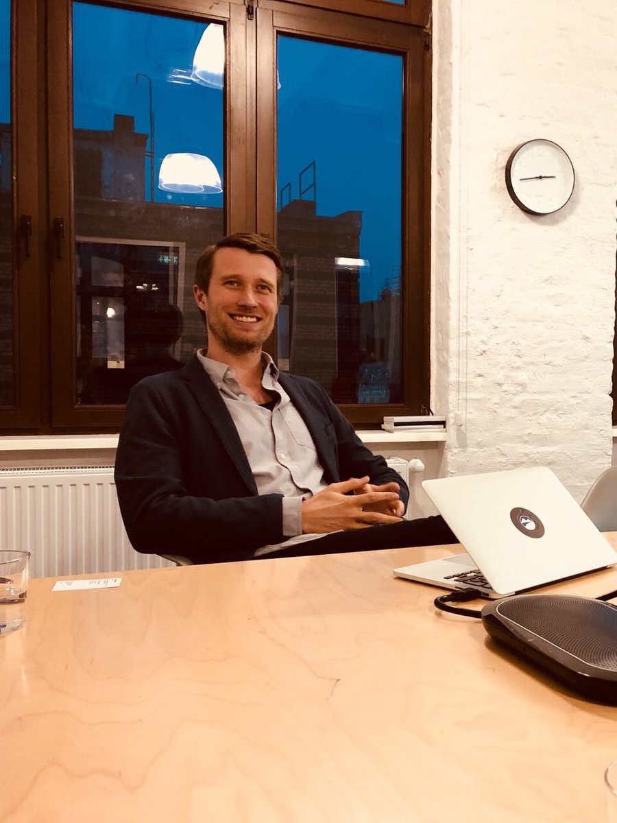 Berlin_Hyp's tweet photo. Vielen Dank @realxdata für die Einladung der ULI Berlin Mitglieder zum Get-together! Es war ein bereichernder Abend mit spannenden Diskussionen @uli_germany https://t.co/0OaZQ3nIY8