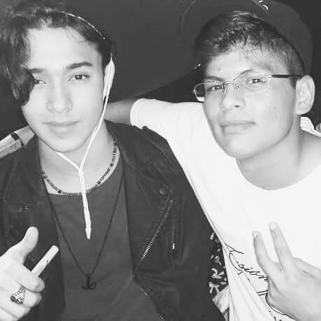danielgraare's tweet photo. Felizidades @itsjoelpimentel  espero que te la estés pasando super bien.
Gracias por haberte tomado esta foto con Migo 
Saludos desde México 
Los esperamos pronto https://t.co/jQv8A6epuX