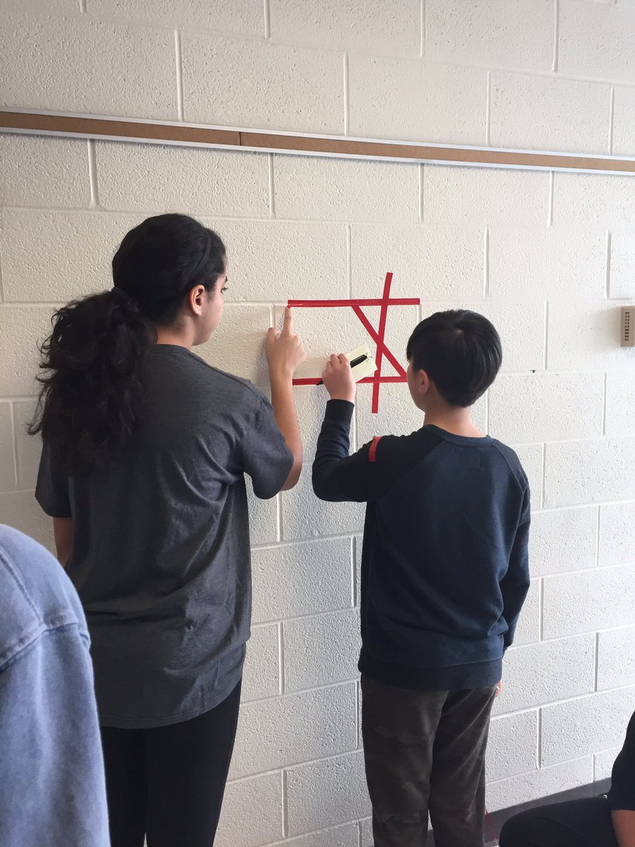 NatalieCogan's tweet photo. Supplementary, corresponding, alternate, opposites...oh my! Students create stations to challenge their classmates. #YRDSBmath #anglefun @MackenzieGlenPS https://t.co/ZtCoXJZJbI