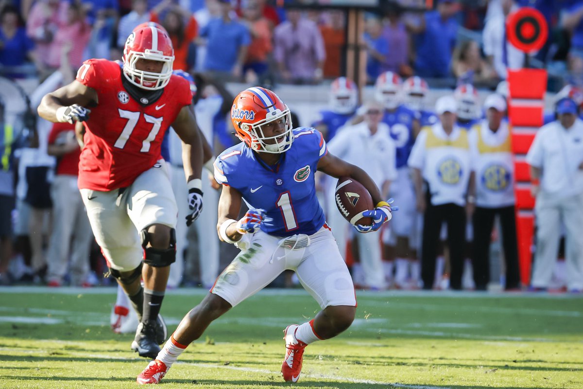 MarquisArmani's tweet photo. Extremely thankful to be offered by The University of Florida ๐๐ท๐ถ #GoGators #GatorOrBait @SupremeAthlete_ @MizzwerkEliteCT @alexgleitman @SWiltfong247 @RivalsFriedman @Rivalsfbcamps https://t.co/W0EyzcJ0uZ