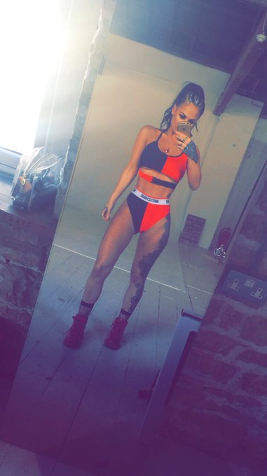 🍑🍑🍑 https://t.co/vxVcGMFEjw
