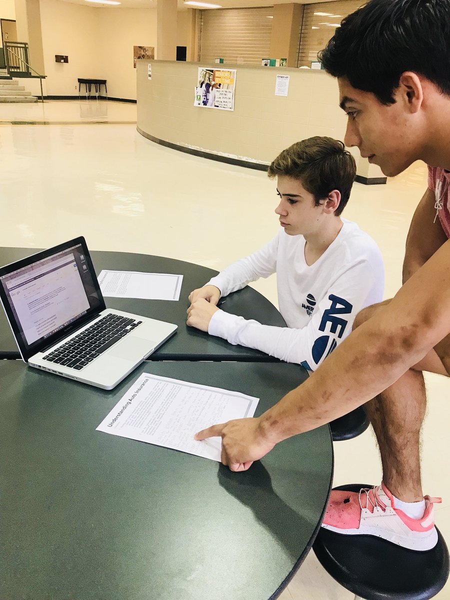 CLHS business students get out of the cubicle for a change of scenery and a little project management! 💻 📞 ⏰#understanding #auto #insurance <a href="/CLHSHawks/">Canyon Lake Hawks</a> @Tristan20chico <a href="/Supt_comalisd/">Andrew</a> <a href="/GEICO/">GEICO</a> <a href="/Progressive/">Progressive</a>