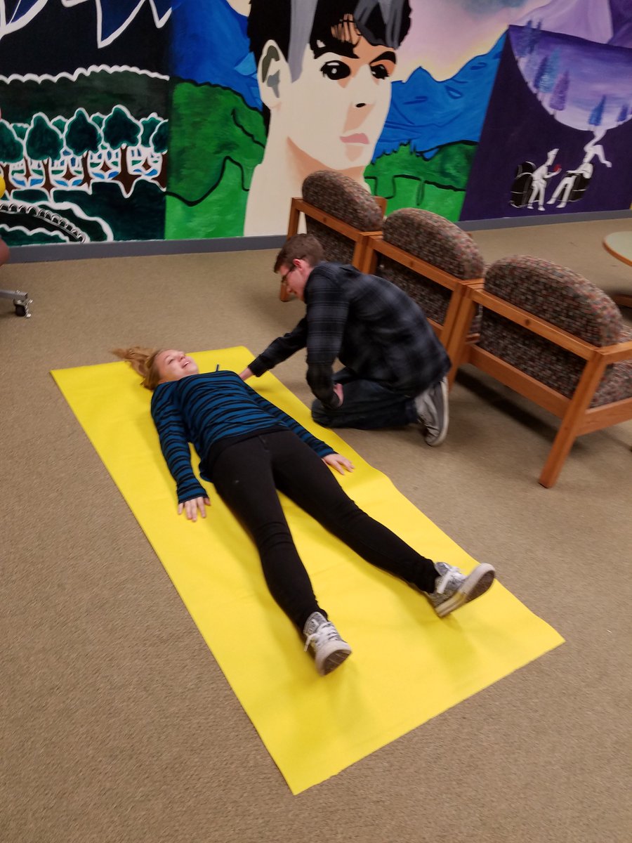 SSFreshCenter's tweet photo. Ms. Watts's Forensics class working on their life-sized Anthropology projects #SSFC #sciencerules #makerspaceinthemaking https://t.co/kxjNt62PNY