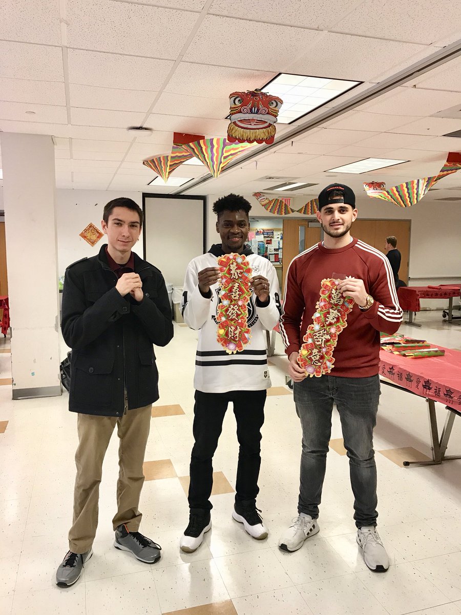 SCSULanguageLab's tweet image. All smiles while we get ready to celebrate The Lunar  New Year. Come celebrate with us in Englemen B121 at 12 PM. Activities include Chinese performances and Traditional Chinese Food. See ya there!