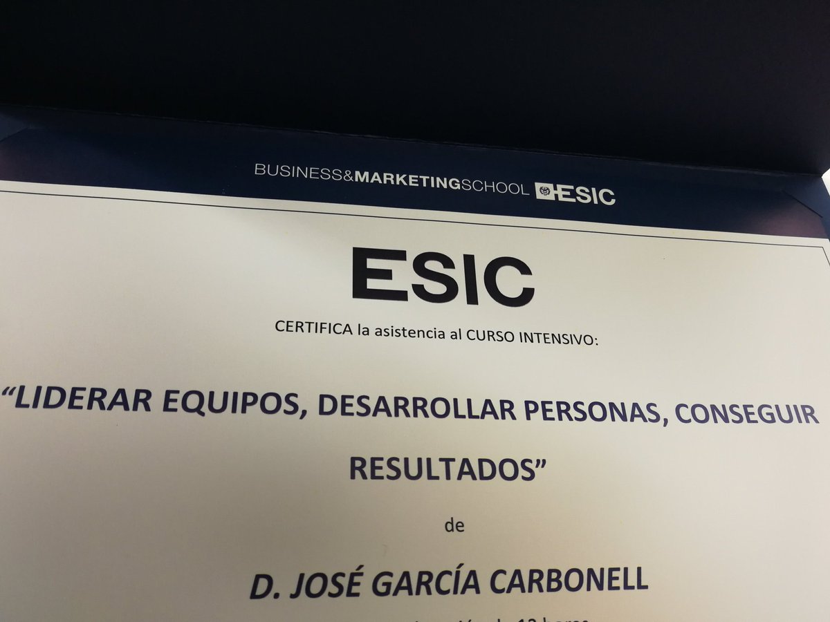 jose_encamina's tweet photo. Que enriquecedora experiencia en @ESICValencia con @LoretoMartorell
Como mola pararse por unos días, reflexionar y seguir aprendiendo sobre lo que te apasiona y motiva: mejorar tu equipo y tu entorno https://t.co/c0gb7sj2rV
