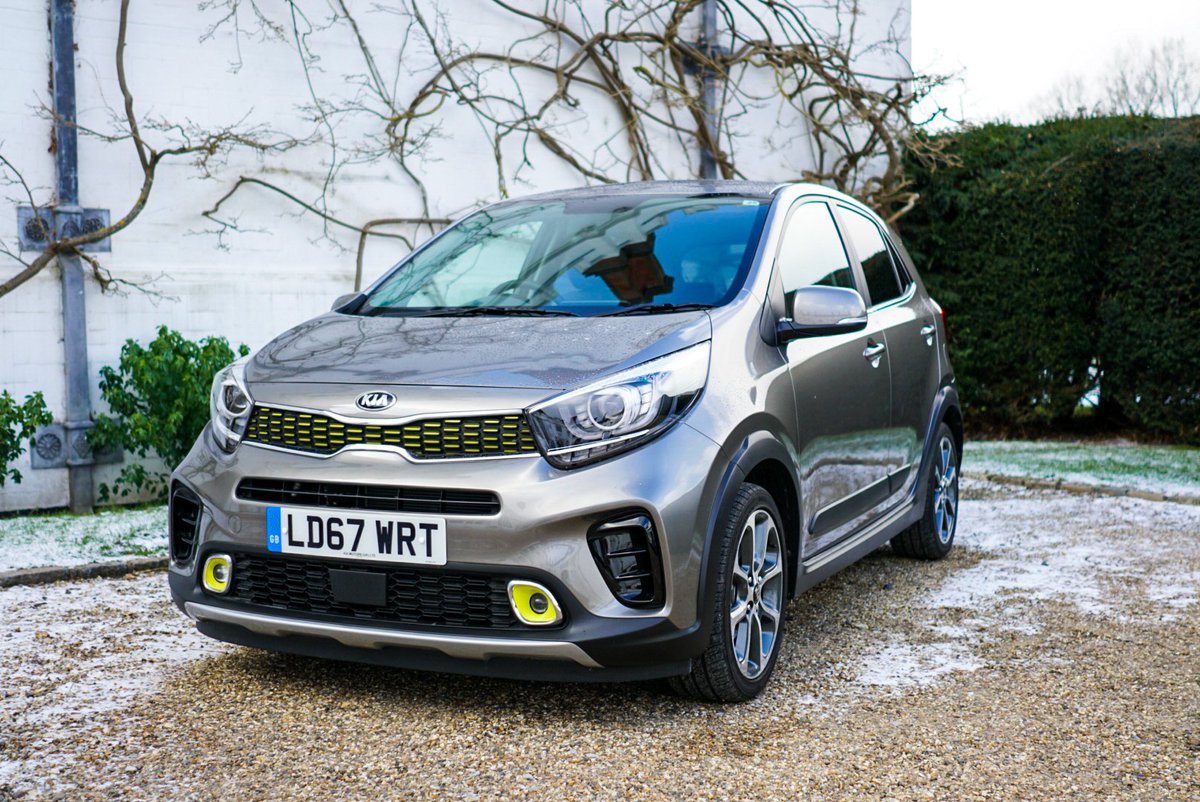 RecombuCars's tweet photo. Just been out in the 2.0-litre Kia Stinger and the Picanto X-Line. First impressions coming soon. #Kia https://t.co/Fe9M2EdkY9
