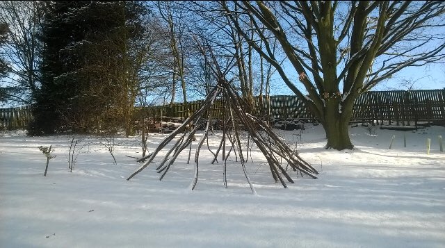 GirlguidingSV's tweet photo. We are so #lucky to have Fanwood Campsite and Activity Centre in our Divison 💙#WinterWonderland 
#peaceandquiet 
#icingonacake https://t.co/6O333b6zjt