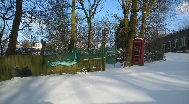 GirlguidingSV's tweet photo. We are so #lucky to have Fanwood Campsite and Activity Centre in our Divison 💙#WinterWonderland 
#peaceandquiet 
#icingonacake https://t.co/6O333b6zjt