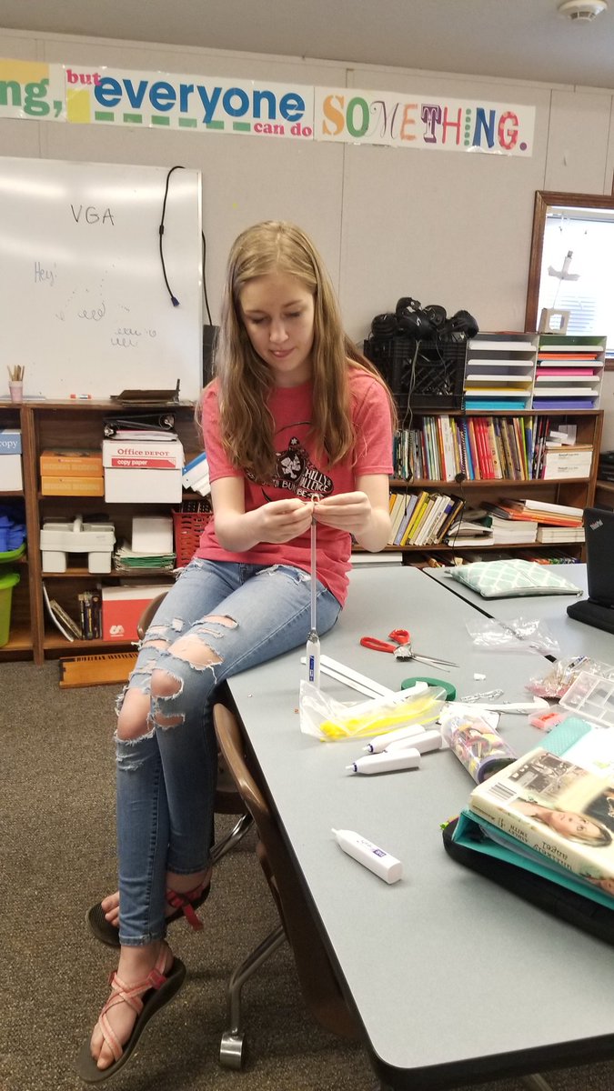 crazycutshall's tweet photo. When the engineering challenge is so consuming students have to think with their tongues sticking out, you KNOW it's a great day in the classroom!  #WeAreBCS #BCS #WNC #EngineersWeek @BCS_AIG  @BuncombeSchools https://t.co/zGyA7b3Wn6