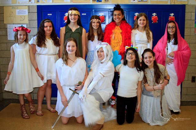 HTSNJ's tweet photo. 6G Greek Gods and Goddesses
  
As part of the study of Ancient Greece, the sixth grade class researched gods, goddesses, heroes, and creatures of Greek mythology.  Students prepared posters for a gallery walk, and dressed in costumes to make an oral presentation. https://t.co/DVEeDdD0u1
