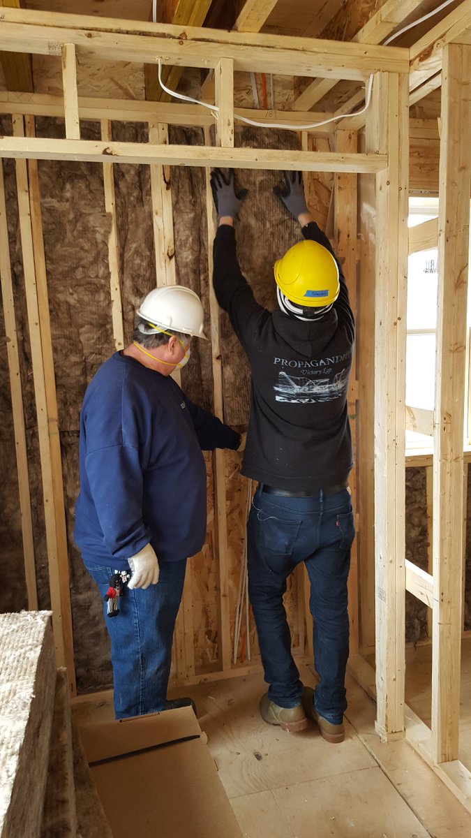 HabitatHuronia's tweet image. #BuildUpdate alert! Our Centre St. duplex is now insulated &amp;amp; work continues!