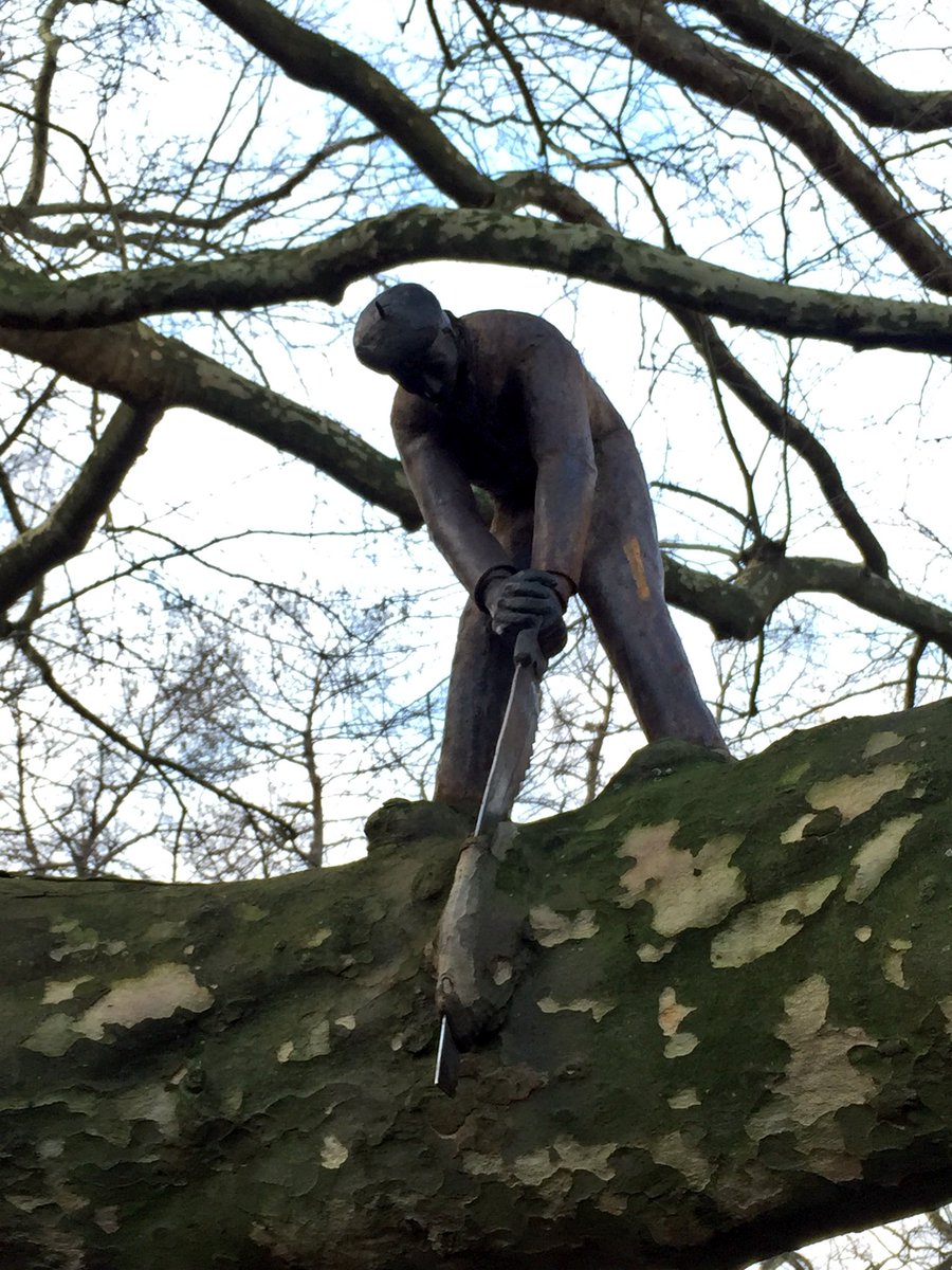 Morgenavond kun je me zien optreden in het populaire programma BinnensteBuiten. ‘Slimme’ bomen’. 18.50 uur NPO2. binnenstebuiten.kro-ncrv.nl/uitzendingen/1…