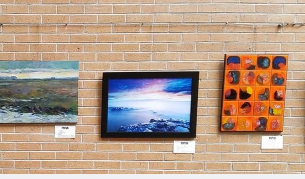 FMVA's tweet photo. Little Art Show Drop Off is MARCH 1st from 8am-5pm. Essentia Health’s Atrium, 1702 University Drive S Fargo.
Each FMVA member may bring one work of art with a attached secure wire hanger. Artist will fill out a wall tag with artist name, title, price and contact information. https://t.co/AYCcfrp0U7