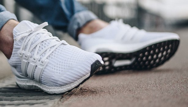 BOOSTLINKS's tweet photo. UNDER RETAIL
adidas Ultra Boost 4.0 White
$135.98 shipped, retail $180
use code LKS2SAVE
=> https://t.co/u8J0QoiLEN https://t.co/T0iRZdkaVv