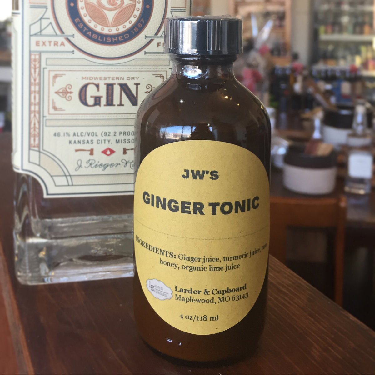 Larder_Cupboard's tweet photo. Need a pick me up in this gloomy weather? JW's Ginger Tonic made w/ locally grown #ginger and #turmeric is back in stock! Great all on its own, with sparkling water, or used as a cocktail mixer.

#GingerTonic #DrinkLocal #ShopLocal #Limited #LocallyGrown https://t.co/XXV5iCQu4T
