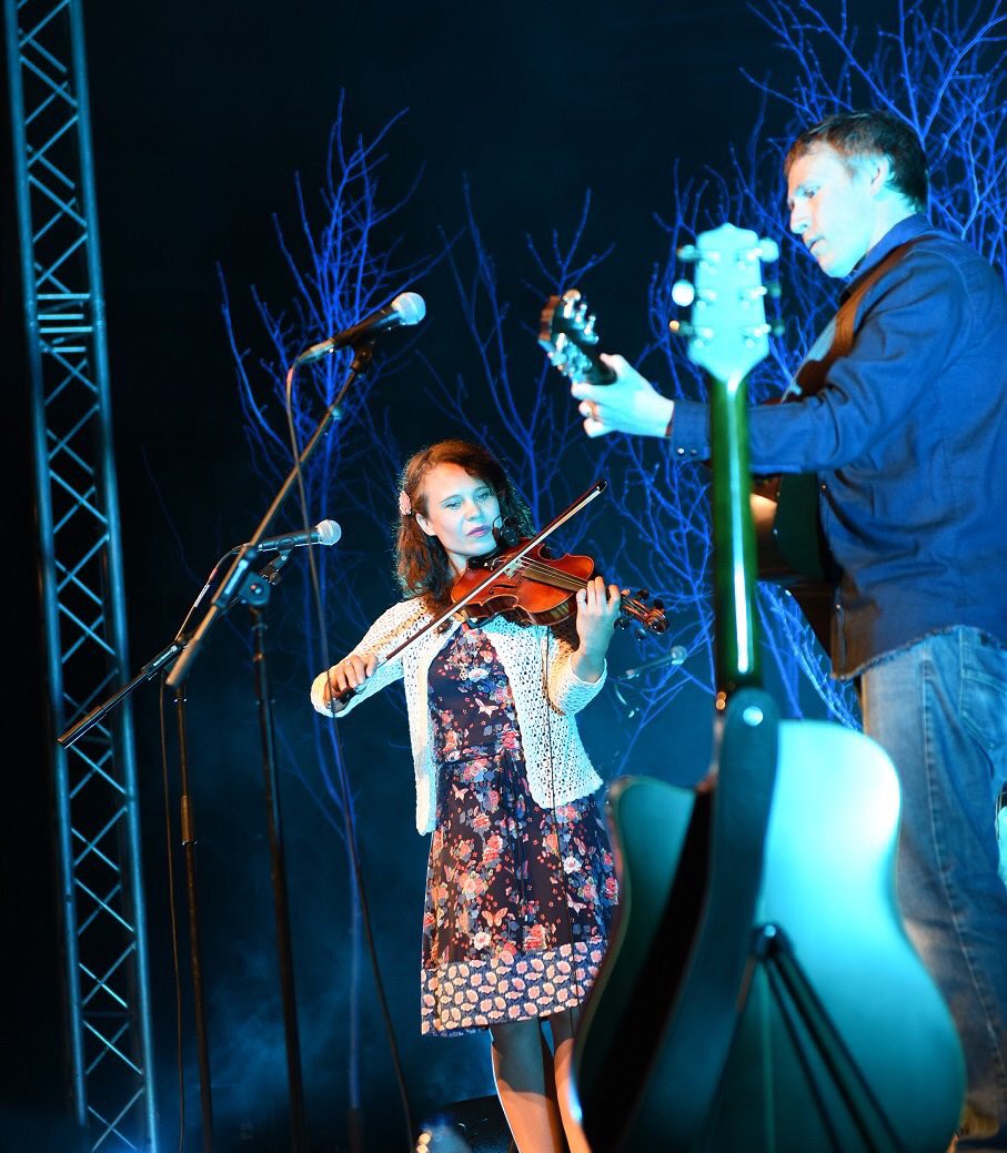 Looking forward to playing <a href="/chaptertweets/">Chapter Arts Centre</a> for #cantonbeerfest2018 this Sat 9pm.  <a href="/ghbonello/">Gareth Bonello</a> is also playing which is always a treat 🎤🎻🍺🍻🎶