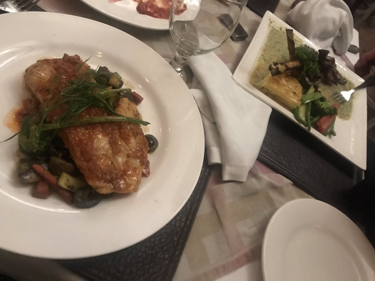 PirAdnanBodla's tweet photo. Dinner with Bro Anwar Ali Balti at Tuscany kohsar market isssllllooo.
#Red_Snapper https://t.co/HHRBBnoE3q