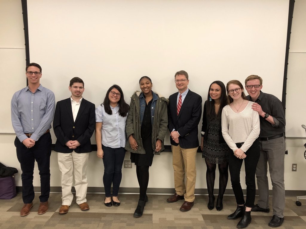 madden_mcd's tweet photo. It was great having @BobPickard at @AU_PRSSA last night. I learned so much about the importance of executive leadership over social media and how much the field is changing. Thanks for visiting @AU_SOC ! #SOCWeek https://t.co/yjKTfxh0C6