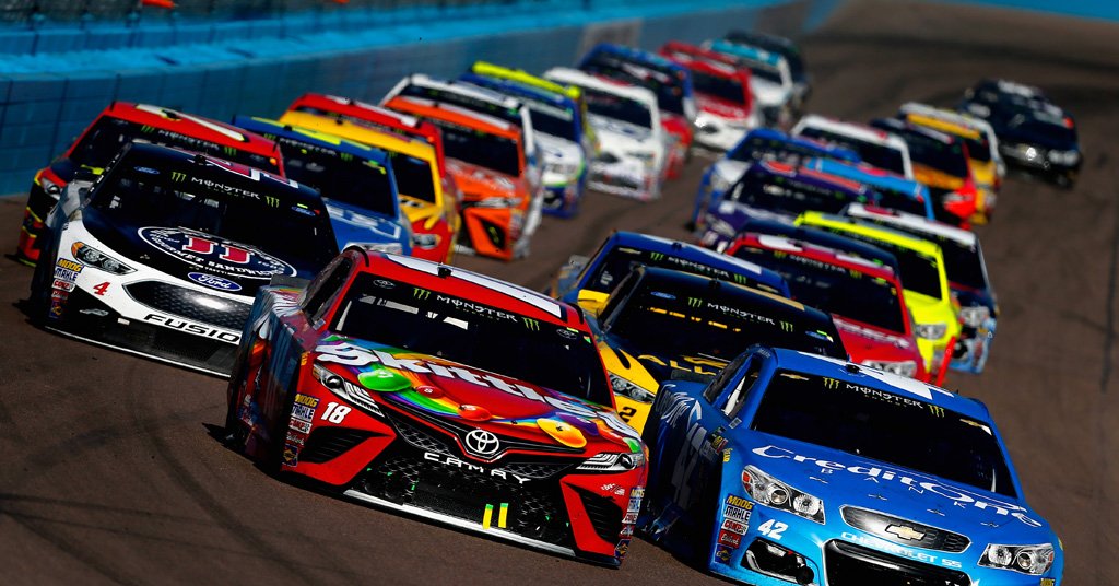efhsJRSaz's tweet photo. If you love NASCAR, help the Junior Class earn money for prom with our friends @ISMRaceway. We’ll get $5 for every NASCAR ticket sold through this link 👉 https://t.co/y7mKrokn2M. Can’t go? Share/Retweet this message to help. https://t.co/QgSkNPHt9S